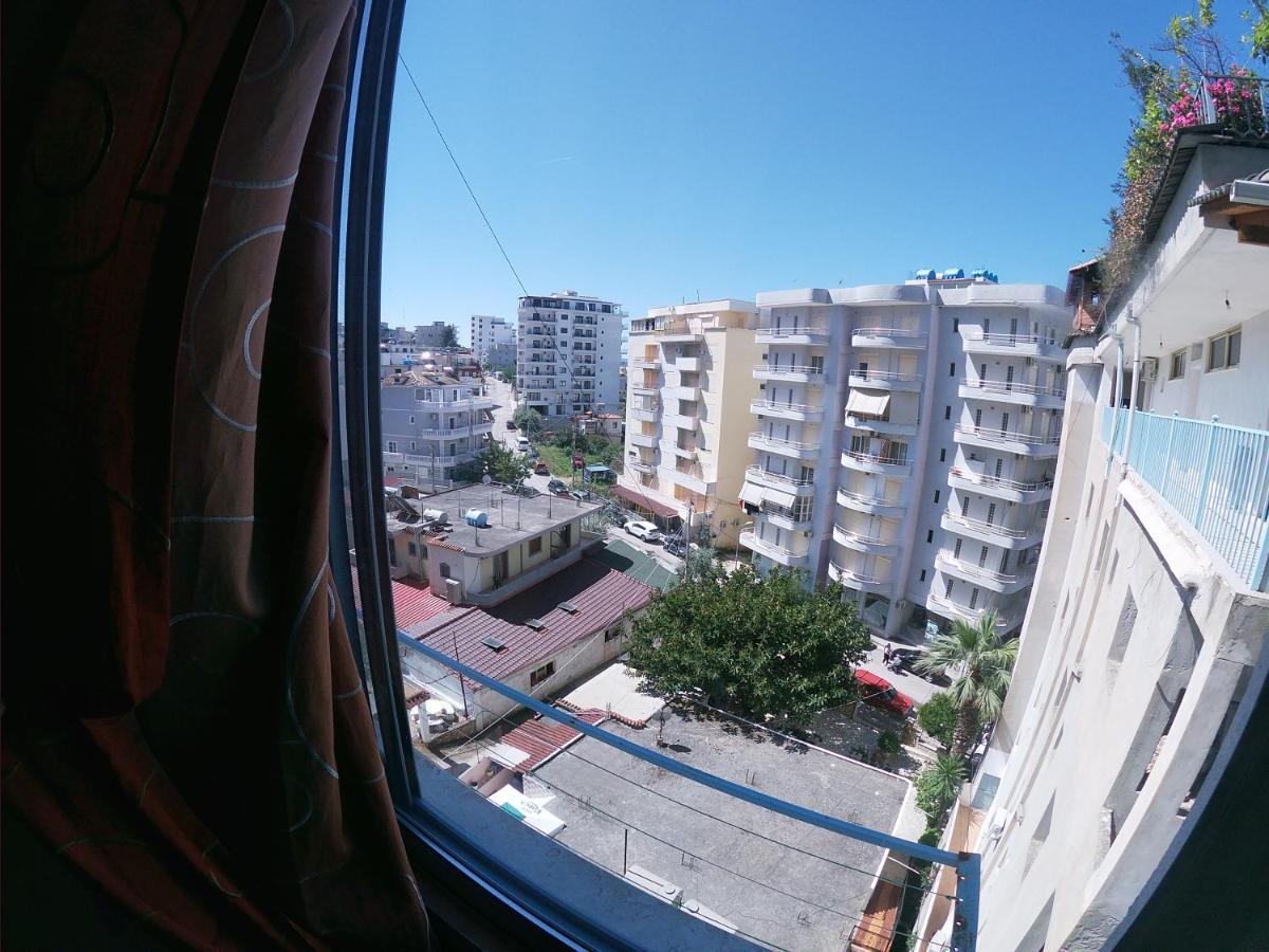Honey Apartments Near Promenade Sarandë Exteriör bild
